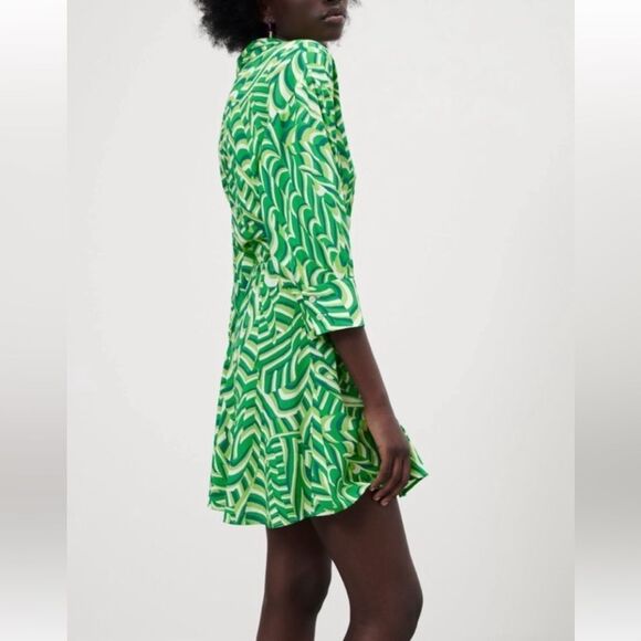 Zara Retro Vibes Green Print Dress Size Medium - Picture 2 of 12